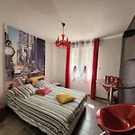 Haute-loire Belle Maison Neuve Plain-pied 4 étoiles Avec Parc Arboré Clos
