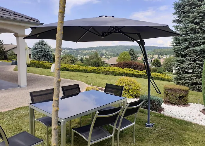 Villa Haute-loire Belle Maison Neuve Plain-pied 4 Etoiles Avec Parc Arbore Clos